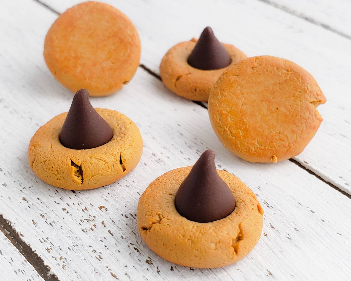 Peanut Butter Blossom Cookie Charm