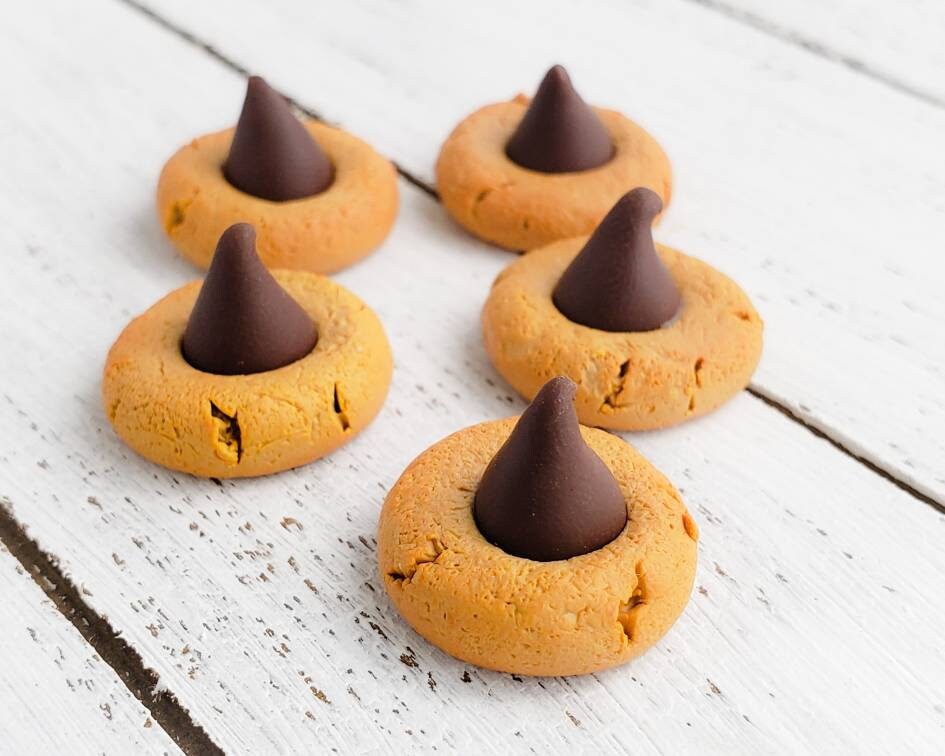 Peanut Butter Blossom Cookie Charm