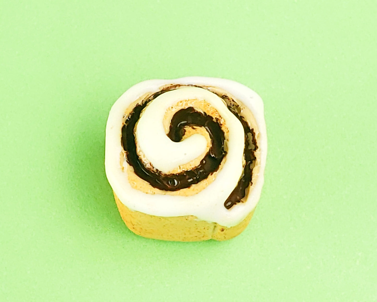 Cinnamon Roll Charm