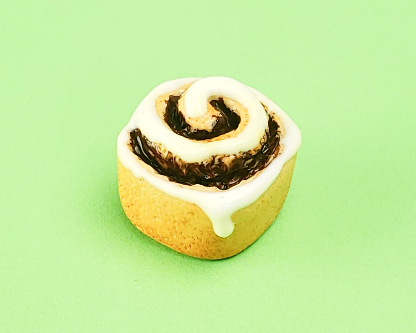 Cinnamon Roll Charm