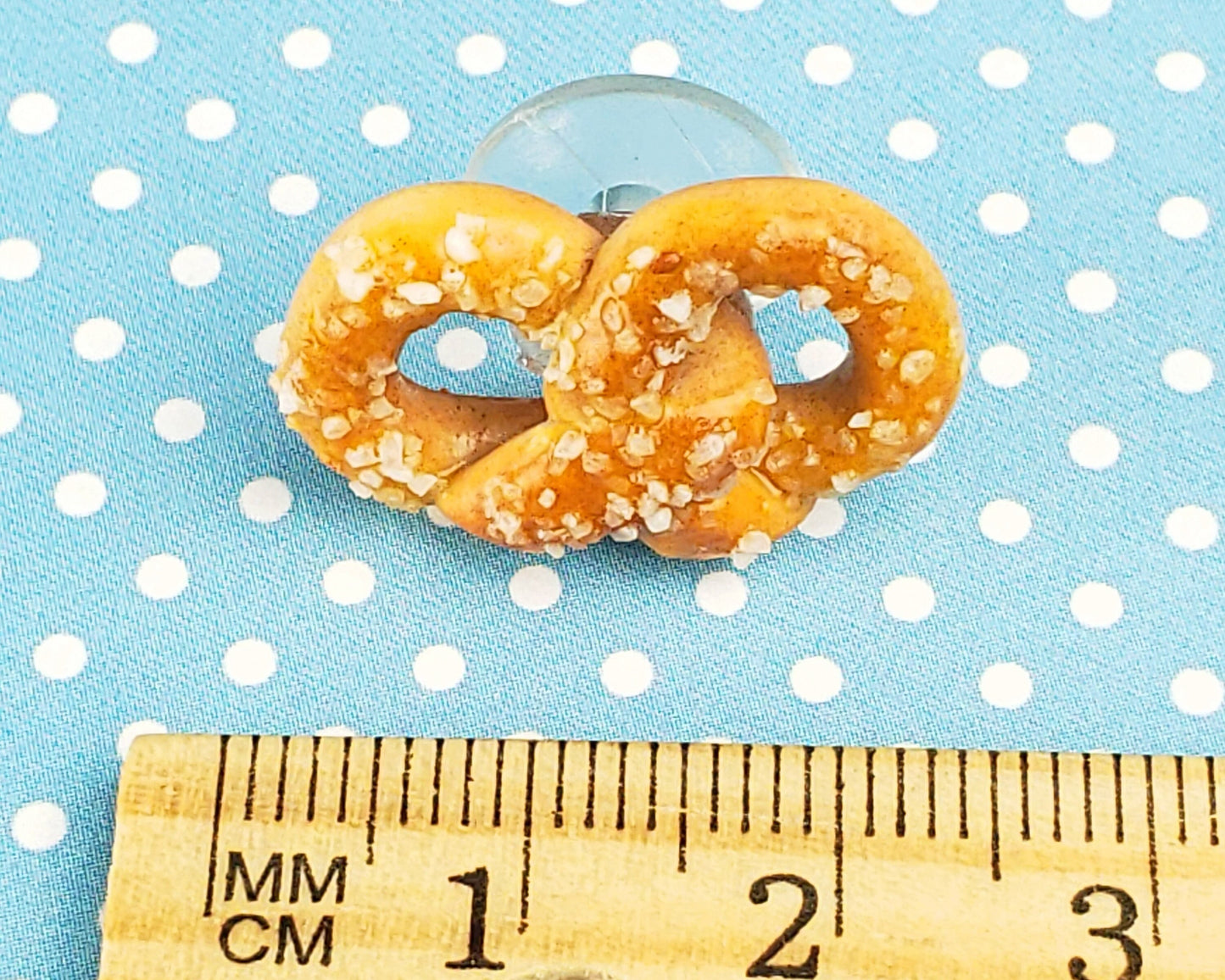 Salted Pretzel Shoe Charm