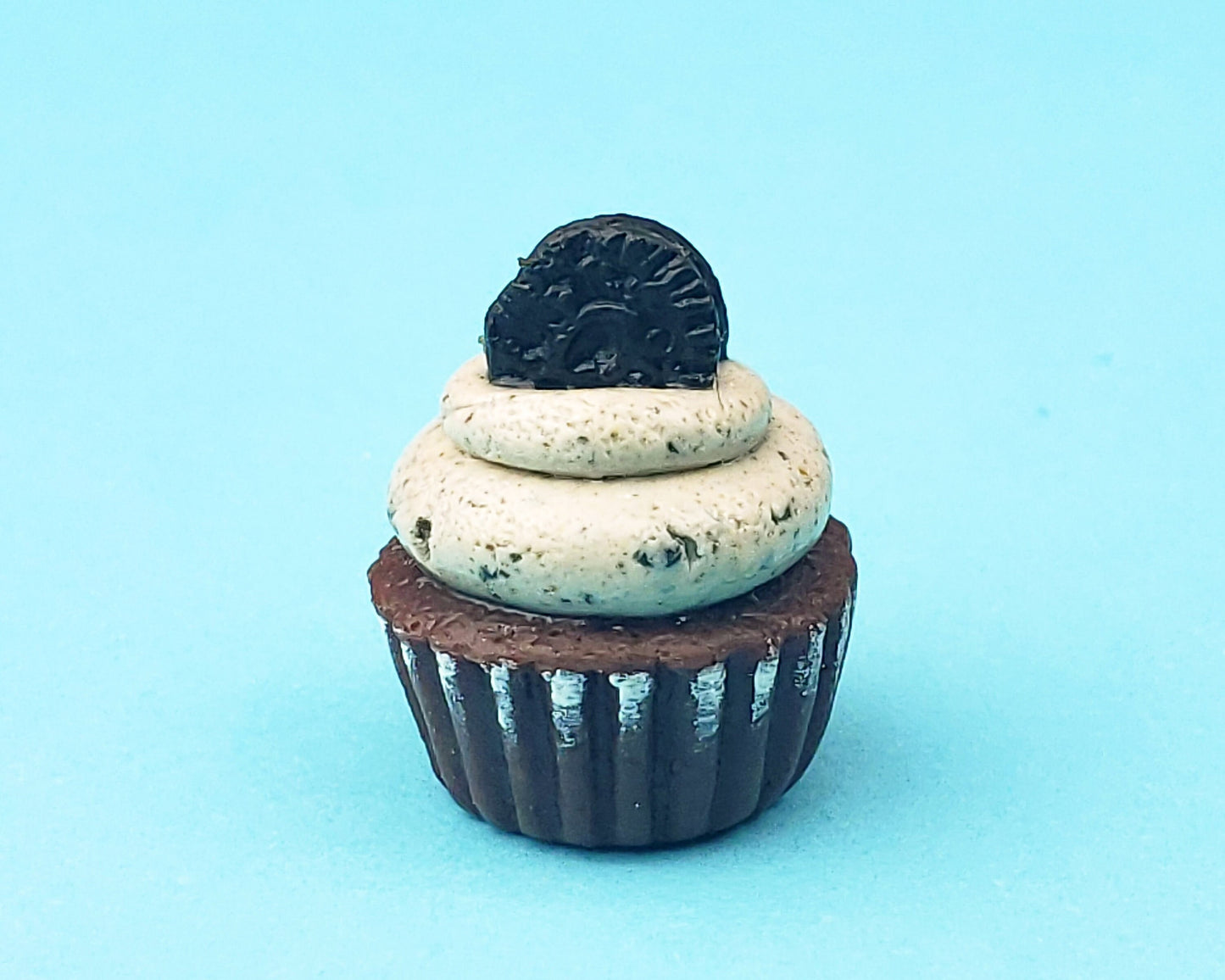 Cookies and Cream Cupcake Charm