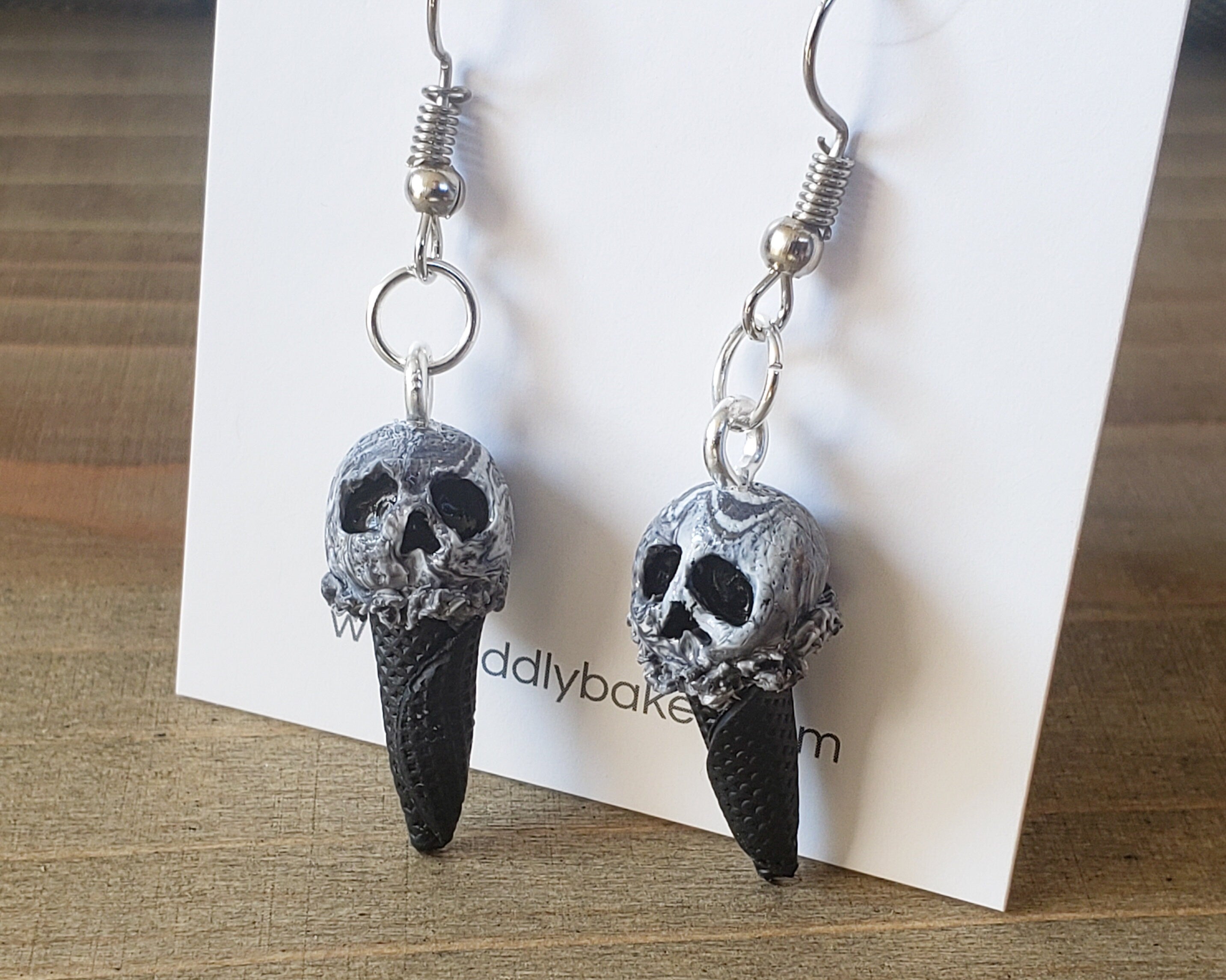 Skull deals earrings canada